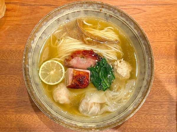 「★特製 塩らーめんTP別皿🍜¥1,250」@らーめん 梶原の写真