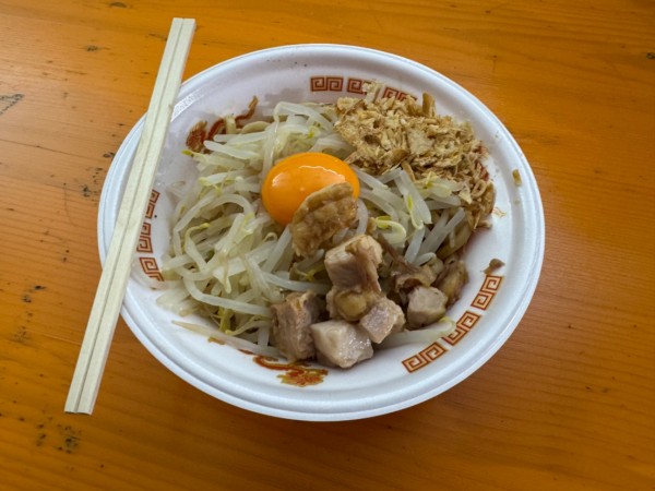 「【ラーメン神豚】極太自家製麺のまぜそば」@大つけ麺博 Presents 日本ラーメン大百科の写真