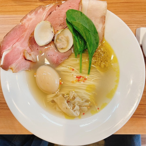 「特製牡蠣とあさりオイル塩そば」@拉麺 はま家の写真