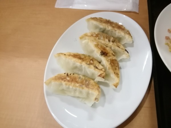 「餃子(５コ)(219円)」@ゆうえん 古ケ崎店の写真