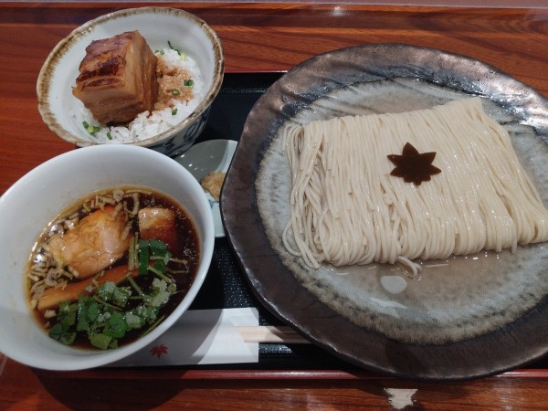 「つけそば+角煮飯」@食煅 もみじの写真