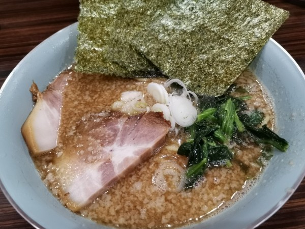 「背脂煮干中華そば(並)」@背脂煮干中華そば 二代目たかちゃんらーめんの写真