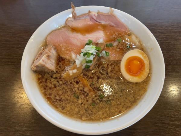 「【限定】背脂中華そば」@中華そばイデタの写真