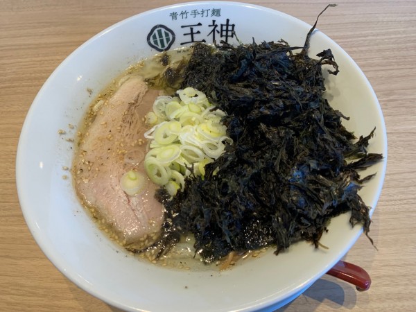 「岩のり塩らーめん」@青竹手打麺 王神の写真