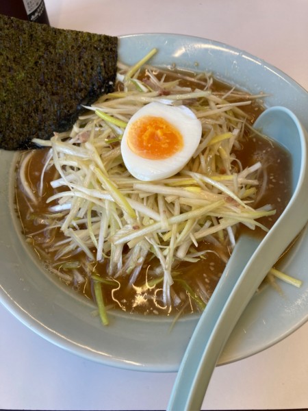 「ネギミソラーメン、和えネギ」@ラーメンショップ 中野店の写真