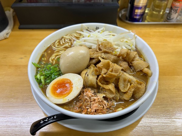 「濃厚えび味噌ラーメン 味噌たまりチャーシューver.」@麺屋 白神の写真