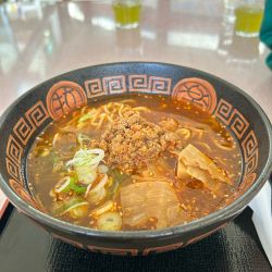 大多喜猪坦々麺　880円