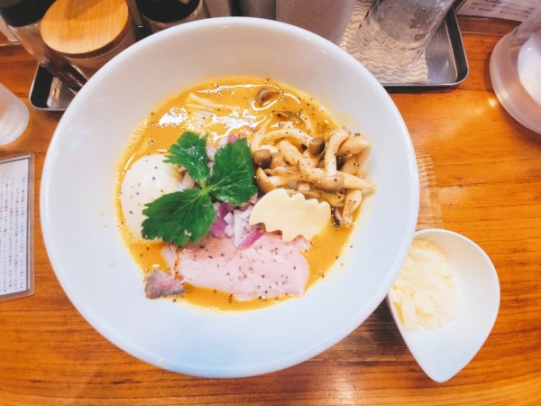 「[限定]濃厚かぼちゃラーメン + チーズ増し」@アメノオトの写真