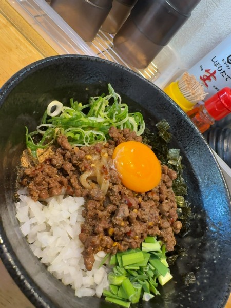 「台湾まぜそば（辛口）」@豚骨ラーメンとまぜそば 池めん 岡部店の写真