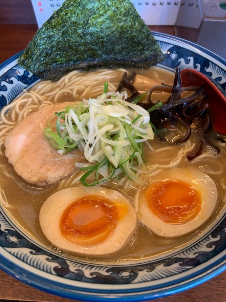 「豚骨ラーメン味卵」@一世風靡の写真