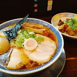 【ラ塾】限定/特製中華そば(醤油) と 炙り焼きチャーシュー
