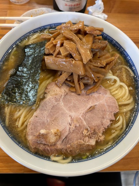 「新塩ラーメン＋メンマ＋瓶ビール」@自家製中華そば としおかの写真