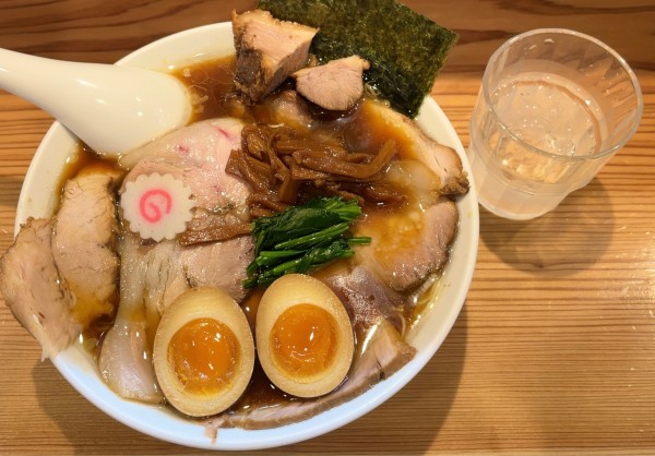 「しょうゆチャーシューメン with味玉 & 小ライス」@オランダ軒の写真