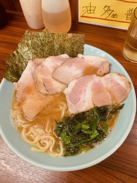 「チャーラー（並） 950円」@横浜ラーメン 武蔵家 大山店の写真