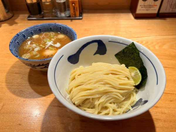 「濃厚味玉つけ麺」@つじ田 日本橋八重洲店の写真