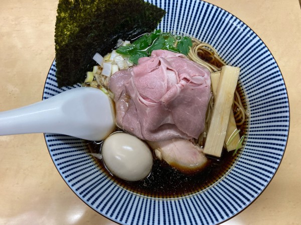 「煮干しそば 黒醤油」@中華そば よしかわの写真