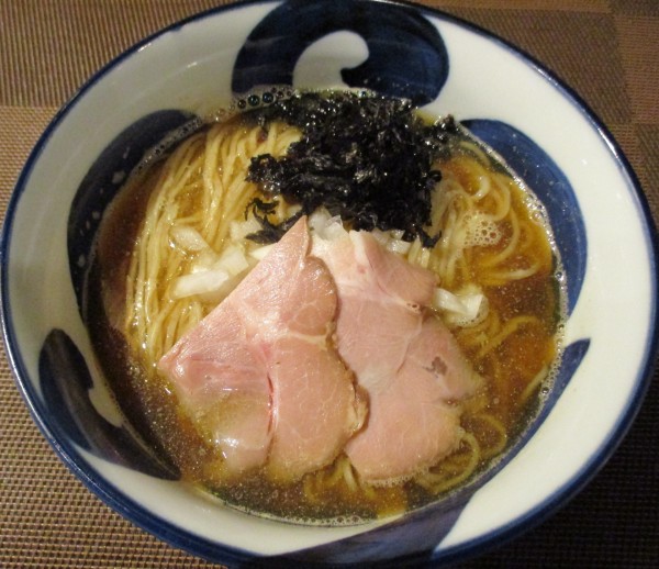 「淡麗煮干そば（醤油）麺ヤワ　950円」@食撃の琥煌の写真