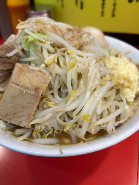 「ラーメン＋味玉」@豚ラーメン 板橋駅前店の写真