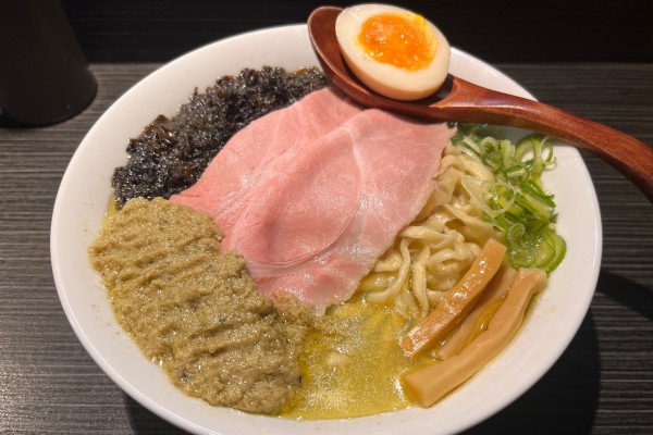 「特製牡蠣塩」@中華蕎麦 無冠の写真