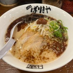 ばりこてめん(930円)＋替玉(160円)×2