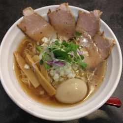 煮干し中華そば　味玉乗せ