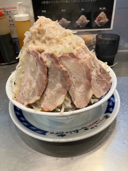 「ラーメン　豚　野菜マシ　アブラ」@らーめん大 大森店の写真