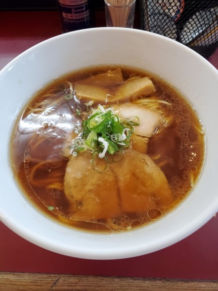 「醤油らぁ麺」@らぁ麺 松しんの写真