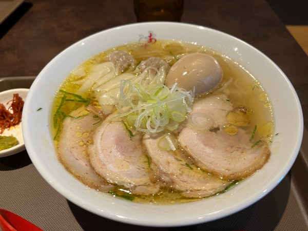 「特塩ラーメン」@塩ラーメン あす流の写真