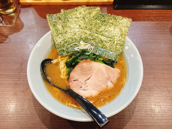 「らーめん」@横浜家系らーめん侍 渋谷本店の写真