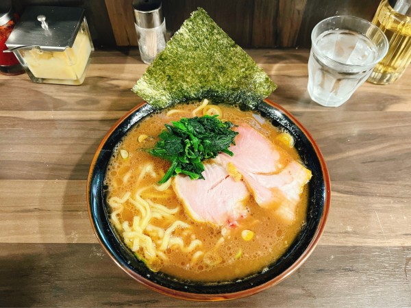 「ラーメン」@神田ラーメン わいず 神田本店の写真