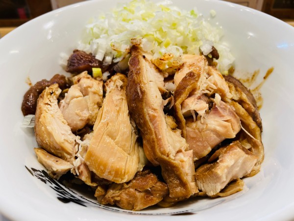 「まぜそばHalal BLACK 鶏チャー1枚 他 814円※」@人類みな麺類Halalの写真