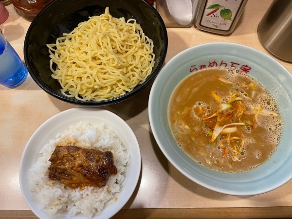 「牛骨つけ麺」@らーめん工房 雪濃湯の写真