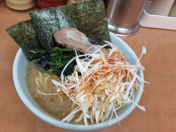 「ラーメン、ねぎ」@横浜ラーメン 町田家 新百合ヶ丘店の写真