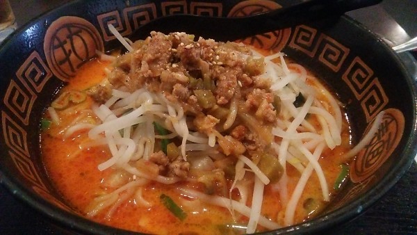 「担担刀削麺 880円」@中国料理 瑩瑩の写真