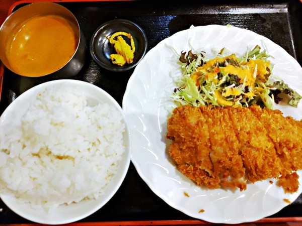 「とんかつセット（カレー付き）」@バール=タラの写真