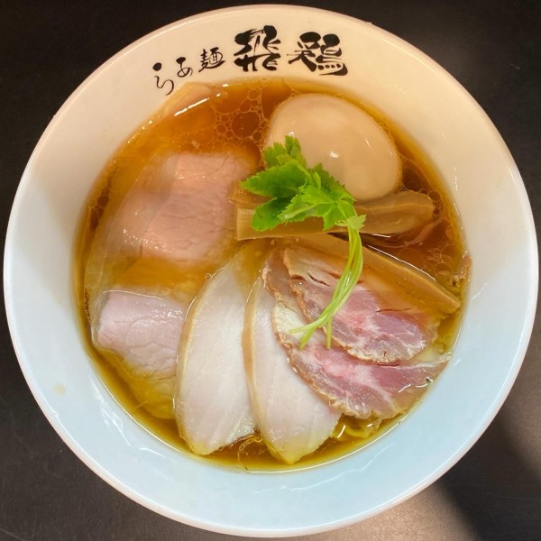 「鶏らぁ麺全部のせ ¥1,040 手もみ麺 ¥100」@らぁ麺 飛鶏の写真
