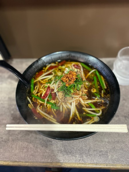 「台湾ラーメン大盛」@中華料理 旬の写真