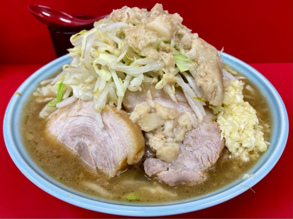 「大ラーメン　ニンニクマシ、アブラ」@ラーメン二郎 一橋学園店の写真