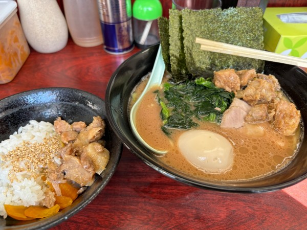 「味玉ラーメン」@横浜ラーメン武蔵家 菊名店の写真