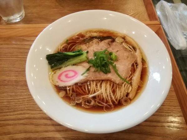 「限定0 鶏醤油そば(900円)」@麺's キッチン RIRIの写真