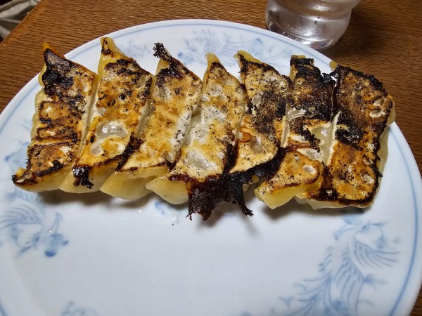 「焼き餃子　600円」@ぎょうざの店 友楽の写真