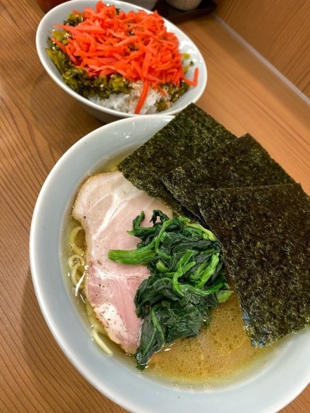 「ラーメン800」@家系らーめん 武将家 外伝の写真