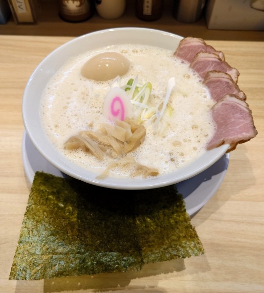 「鶏そば全(1000円)」@鶏そば 満つるの写真