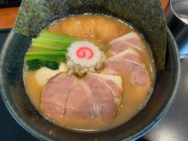 「特製濃厚中華そば」@中華蕎麦 きつねの写真