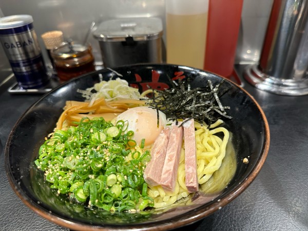 「油そば（並）スペシャルトッピングA」@東京油組総本店 大森組の写真