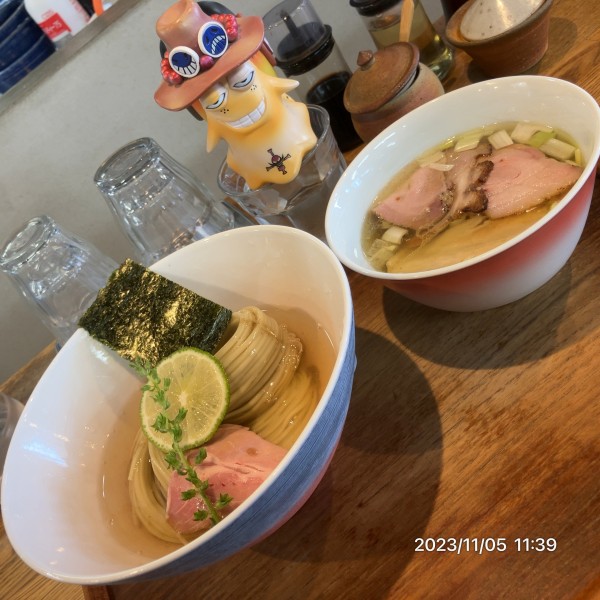 「昆布水つけ麺塩」@YOKOKURA STOREHOUSEの写真