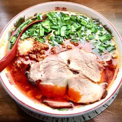 台湾ラーメン[ﾆﾝﾆｸ有](870¥)