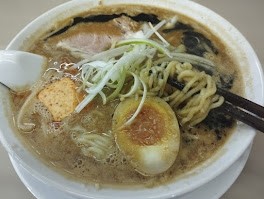 「赤みそ(600)＋赤バター(100)」@無法松の写真