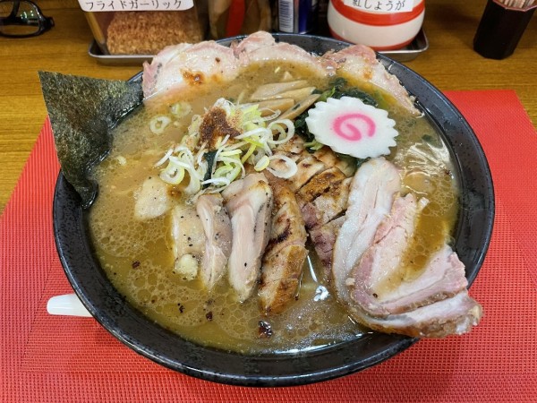 「3種の炙りMIXチャーシュー麺」@ラーメン 喜楽の写真