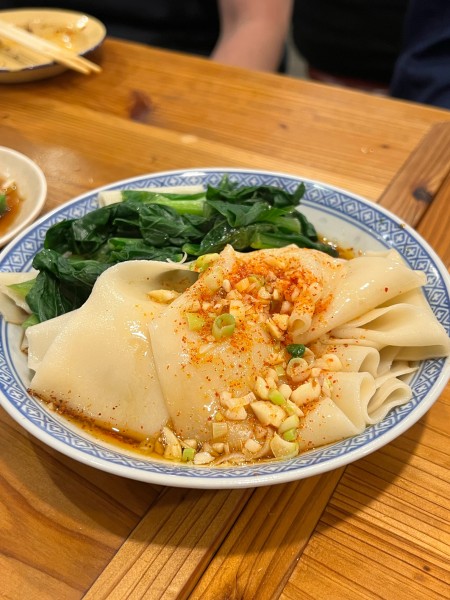 「自家製ピリ辛ビャンビャン麺」@老酒舗の写真